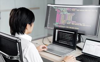 衢州 ,php声明和调用变量的符号是什么？